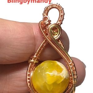 Gorgeous yellow agate pendant